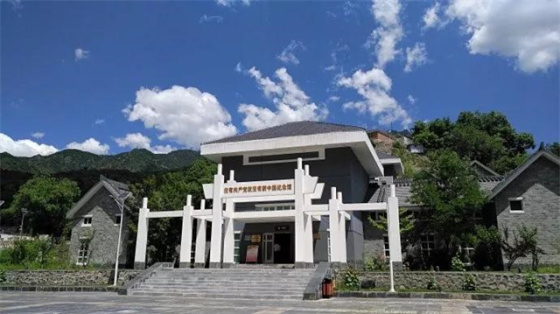 中关村智慧环境产业联盟党支部参加“传承红色革命精神 当先锋勇挑新重任”主题党日活动