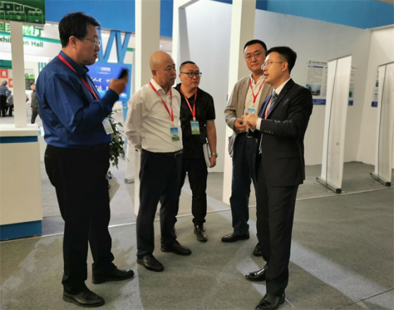 中关村智慧环境产业联盟组织会员参加呼伦贝尔国际绿色发展大会
